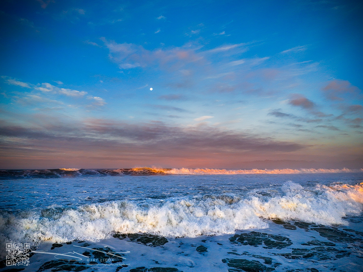 Wave Break Morning Light 1