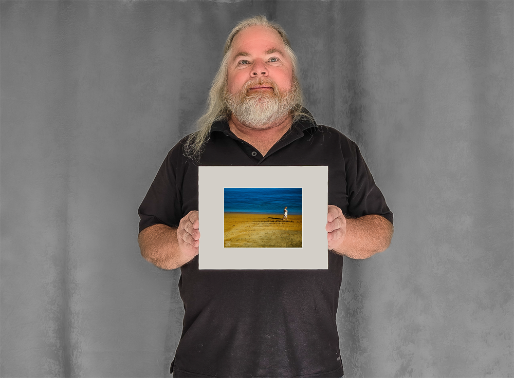 mockup-1466-020403L-BW-handsome_model