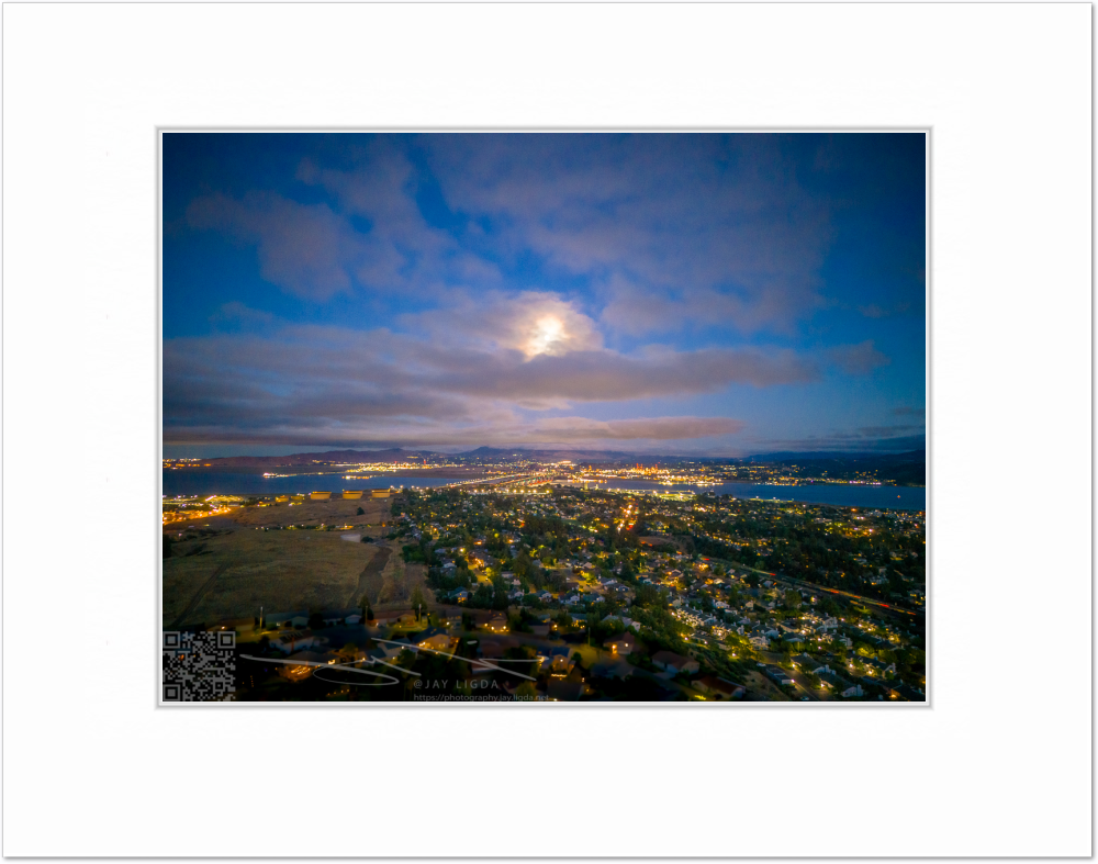 mockup-2136-030403L-BW-blank_mat