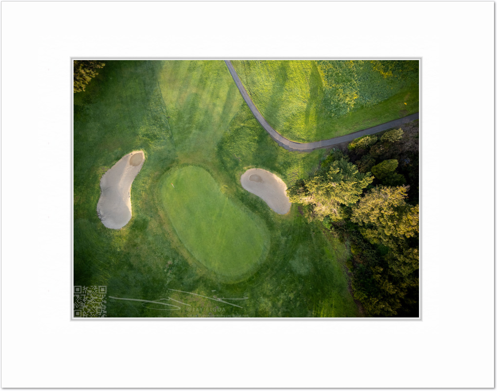 mockup-2499-030403L-BW-blank_mat