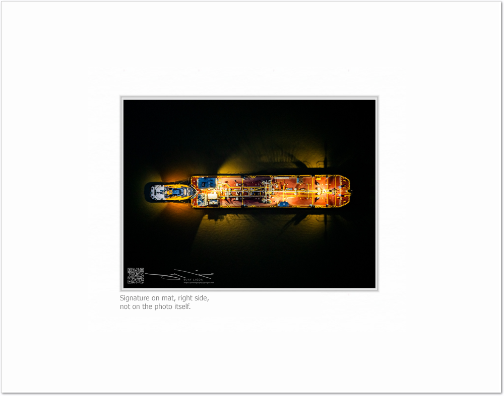 mockup-2596-040403L-BW-blank_mat