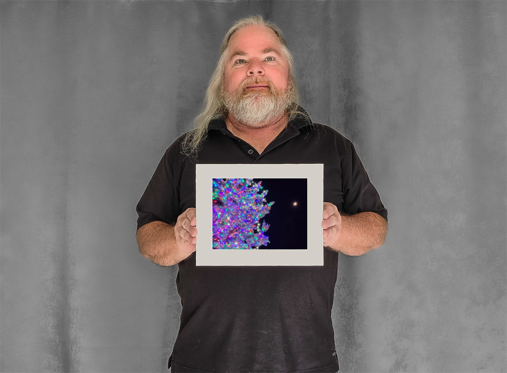 mockup-4629-030403L-BW-handsome_model